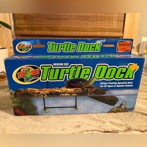❗️New but Opened❗️Zoo Med Floating Turtle Dock - Medium, Brown